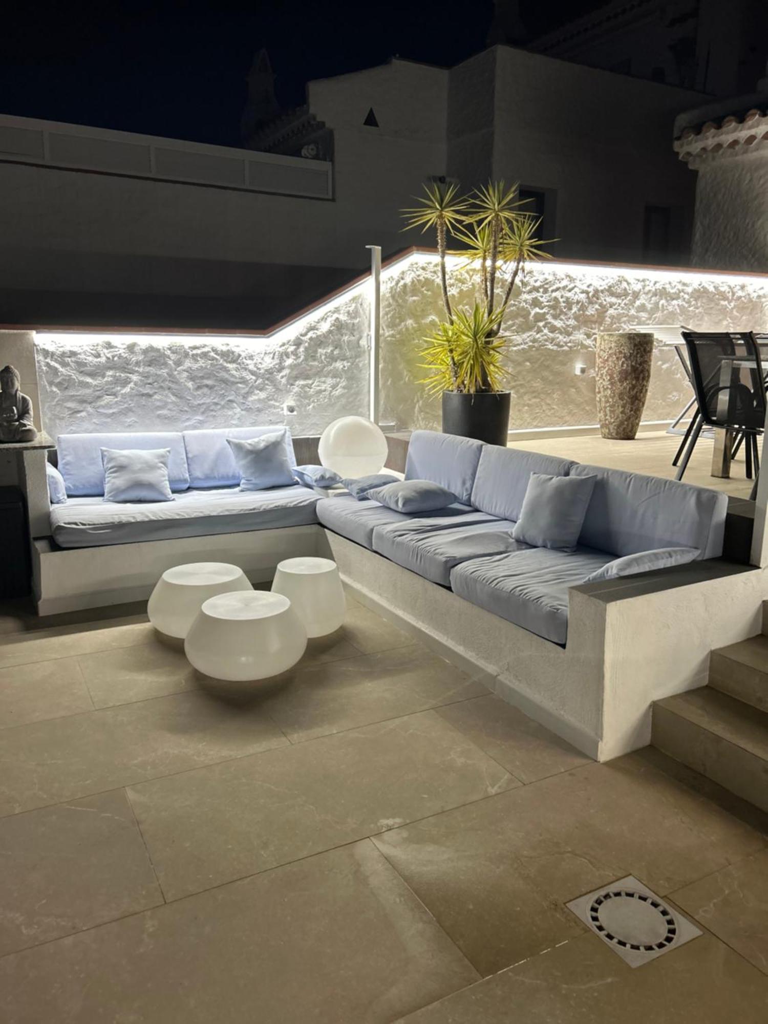 Appartement Duplex Rosas Avec Terrasse Magnifique Jacuzzi Vue Mer Esterno foto