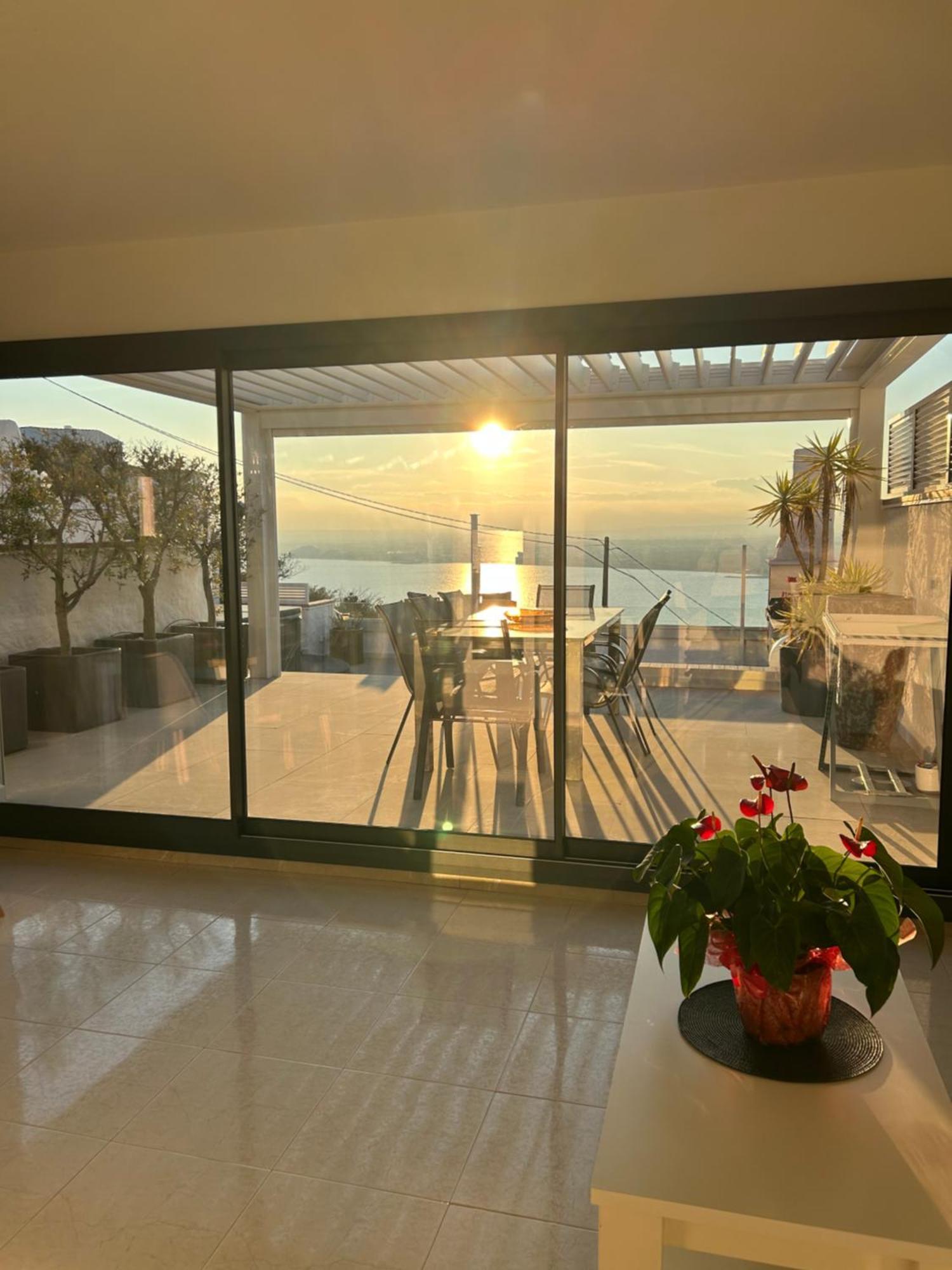 Appartement Duplex Rosas Avec Terrasse Magnifique Jacuzzi Vue Mer Esterno foto